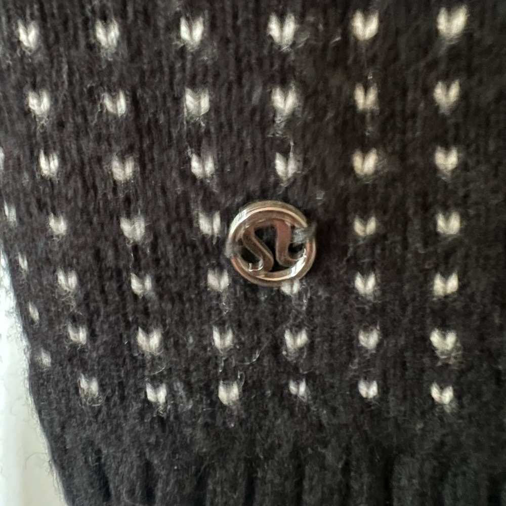 Lululemon Yogi Crew Sweater w/ Side Zips and Thumb Holes 100% Merino Wool - Picture 8 of 10